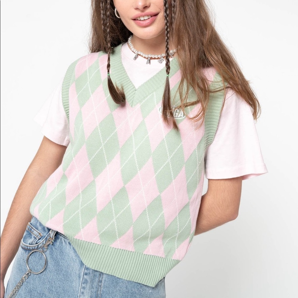 Argyle Sweater Vest💚💗